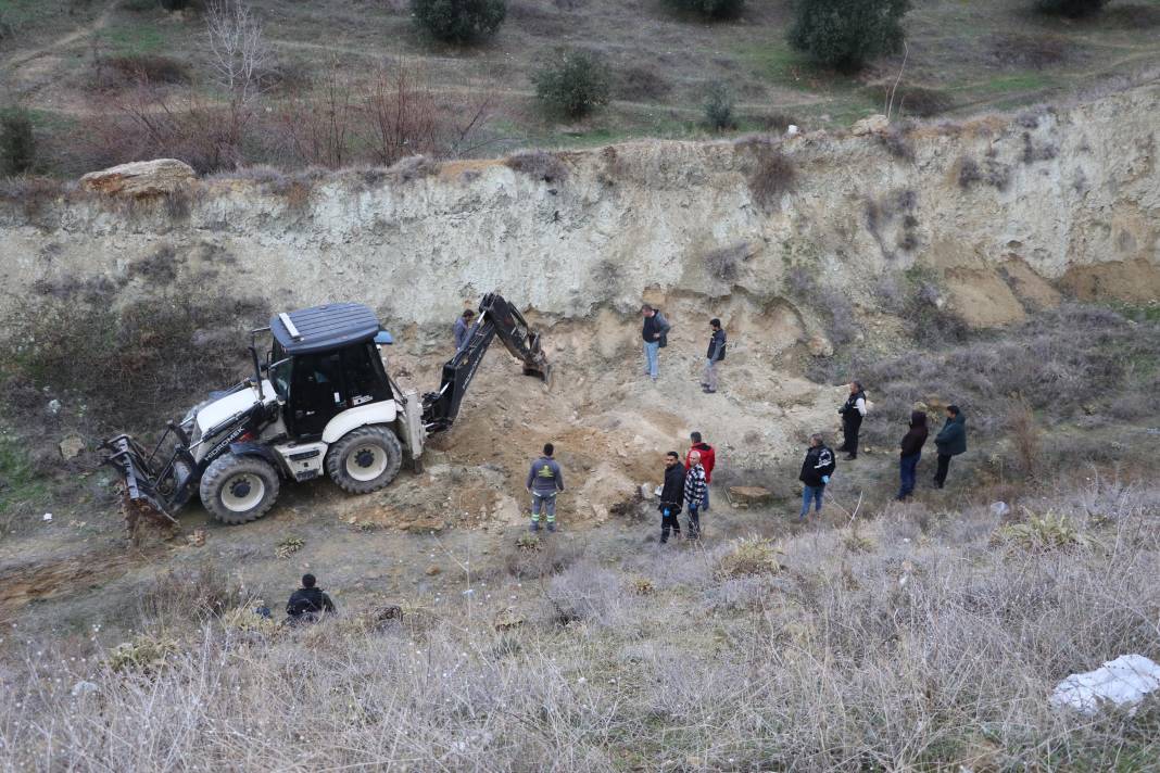 Ebenin dikkati yasak aşkla gelen vahşeti ortaya çıkardı: Gömdüm! 1